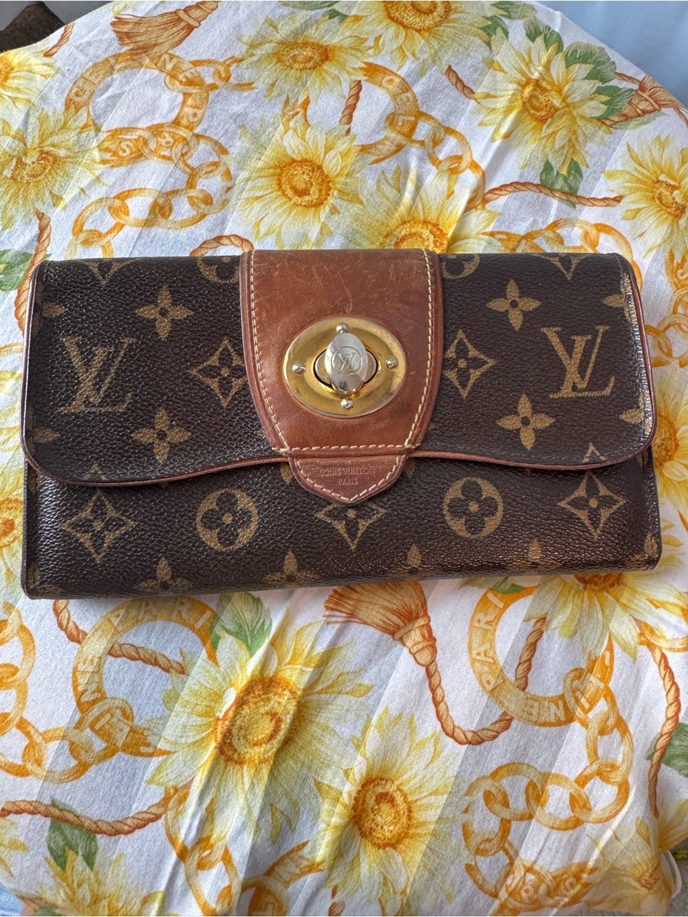Louis Vuitton COA Portefeuille Boetie Monogram Leather Wallet with Turnlock
